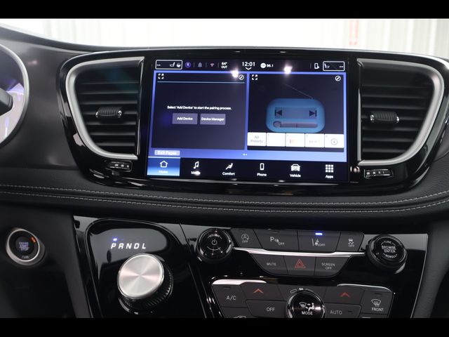 2026 Chrysler Pacifica Select - Photo 14