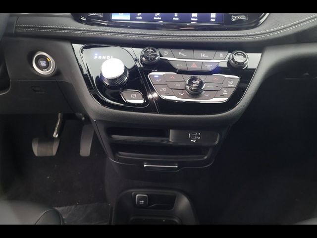 2026 Chrysler Pacifica Select - Photo 14