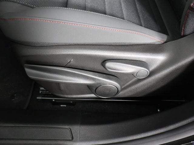 2025 Dodge Hornet GT - Photo 18