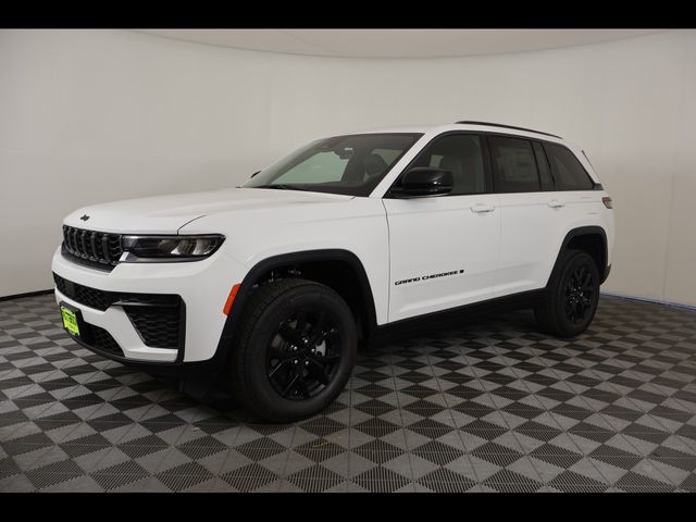 New 2026 Jeep Grand Cherokee LAREDO ALTITUDE 4X2