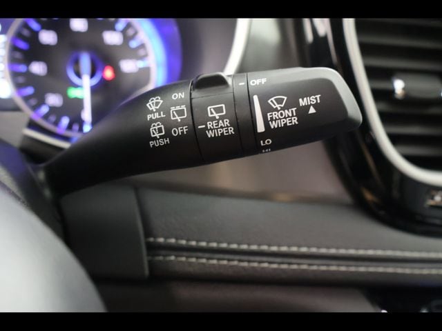2026 Chrysler Pacifica Select - Photo 24