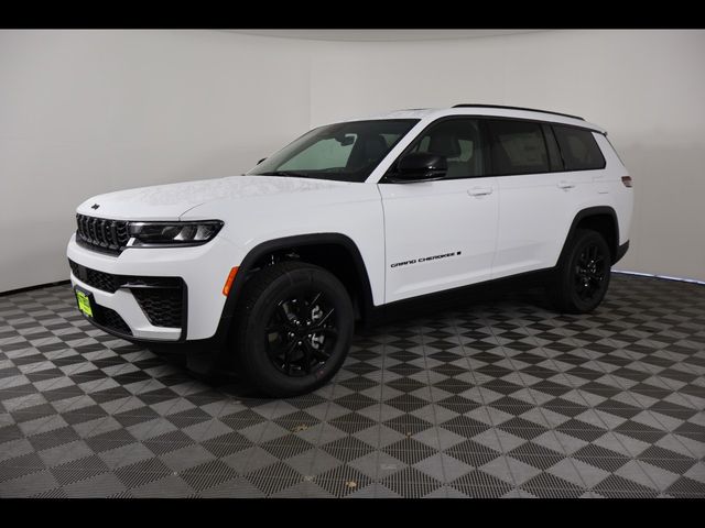 New 2026 Jeep Grand Cherokee L LAREDO ALTITUDE 4X2