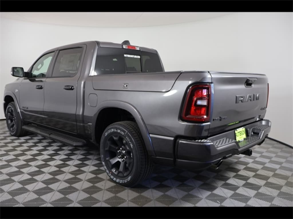 New 2026 Ram 1500 LONE STAR CREW CAB 4X4 5'7 BOX Pickup
