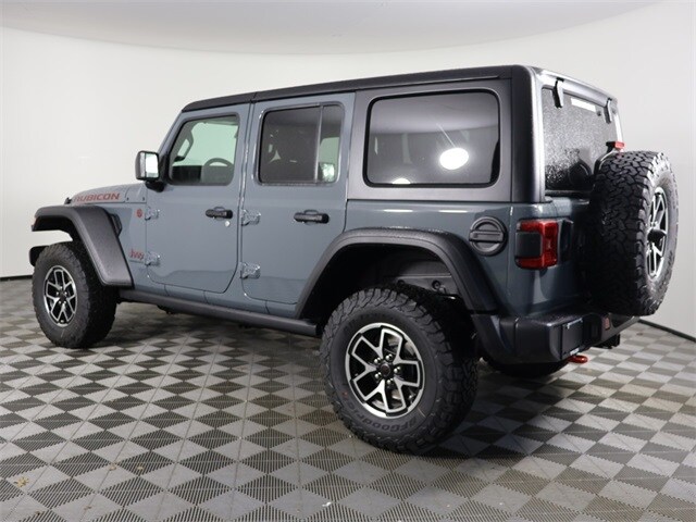 2025 Jeep Wrangler Rubicon photo 4