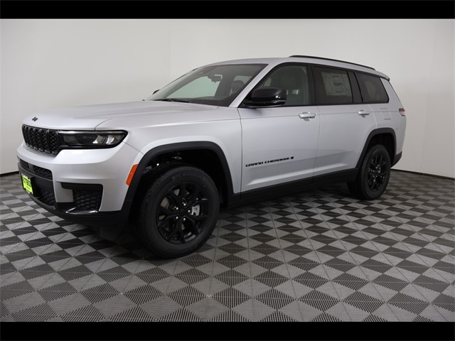 2025 Jeep Grand Cherokee L Altitude's photo