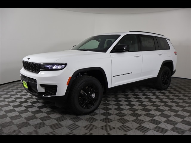 2025 Jeep Grand Cherokee L Altitude's photo