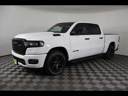 2026 Ram 1500 LONE STAR CREW CAB 4X4 5'7 BOX Pickup