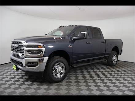 2025 Ram 2500 TRADESMAN CREW CAB 4X4 6'4 BOX Pickup
