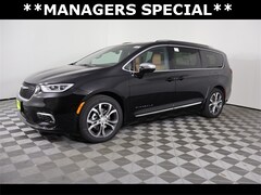 2026 Chrysler Pacifica PINNACLE Passenger Van