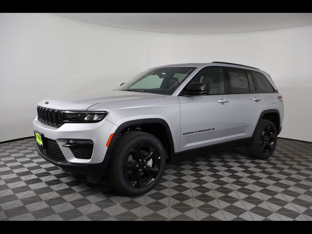 New 2025 Jeep Grand Cherokee LIMITED 4X2