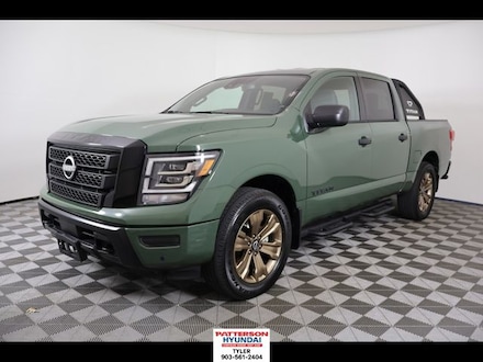 2024 Nissan Titan SV Truck