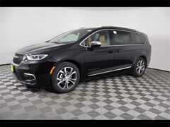 2026 Chrysler Pacifica PINNACLE Passenger Van
