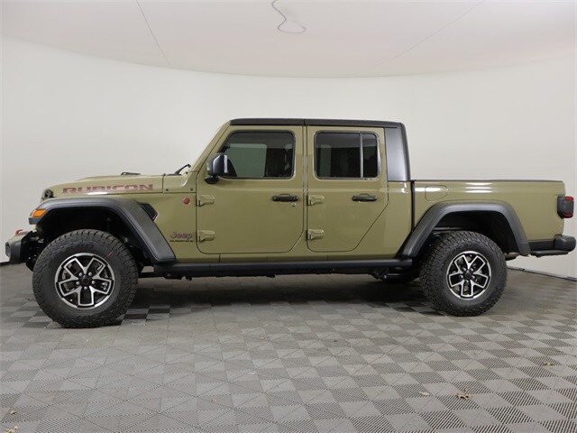 2025 Jeep Gladiator Rubicon photo 2