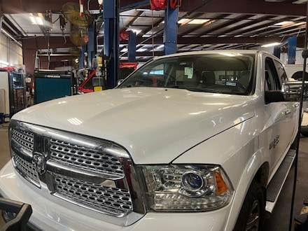 2017 Ram 1500 Laramie Truck