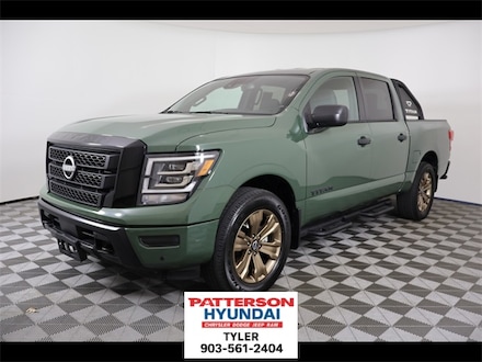 2024 Nissan Titan SV Truck