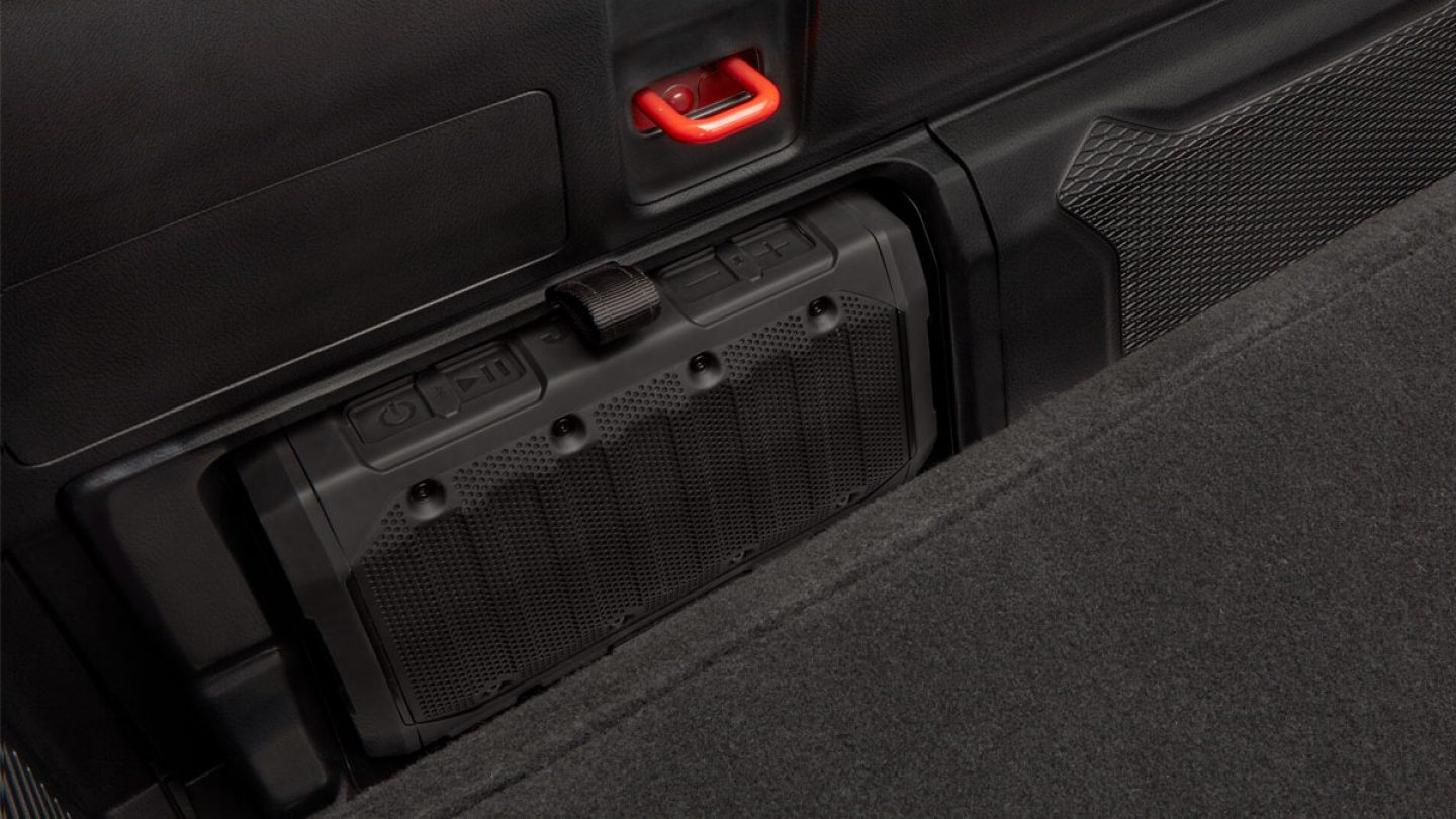 jeep alpine bluetooth speaker