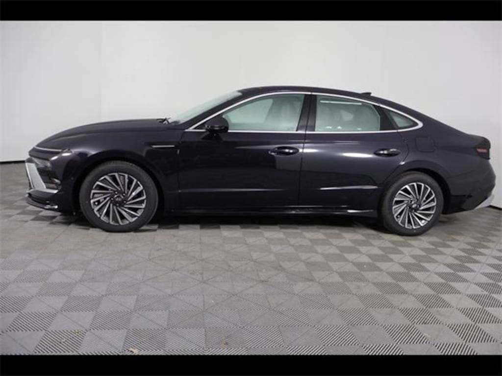 New 2026 Hyundai Sonata Hybrid Limited Sedan