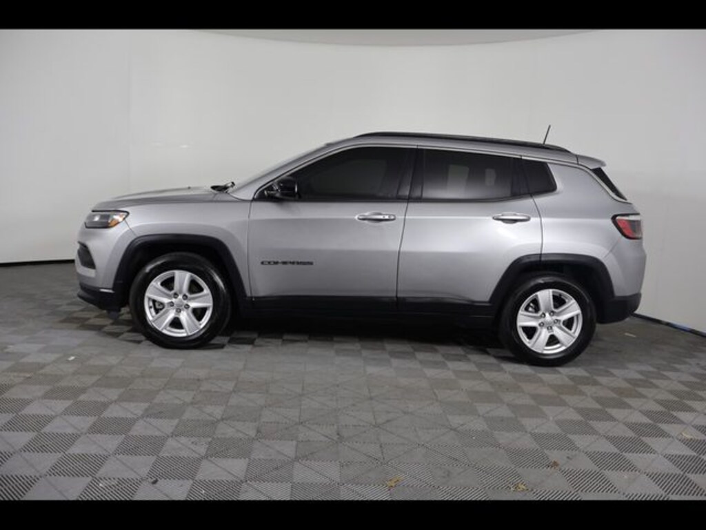 Used 2022 Jeep Compass Latitude SUV
