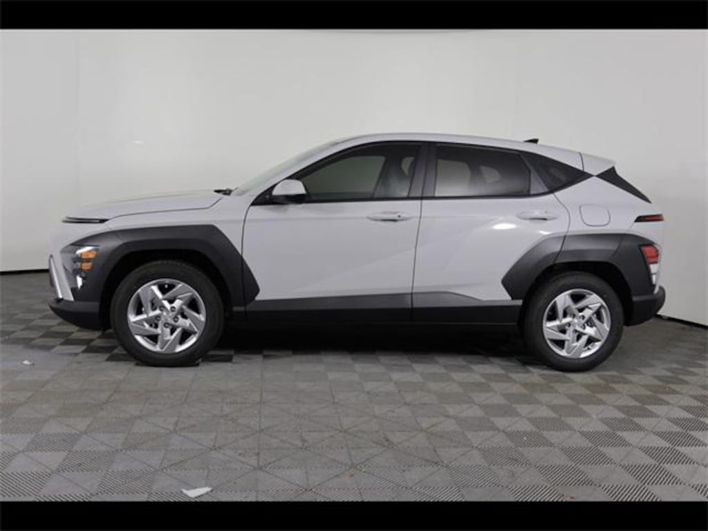 New 2026 Hyundai Kona SE FWD SUV