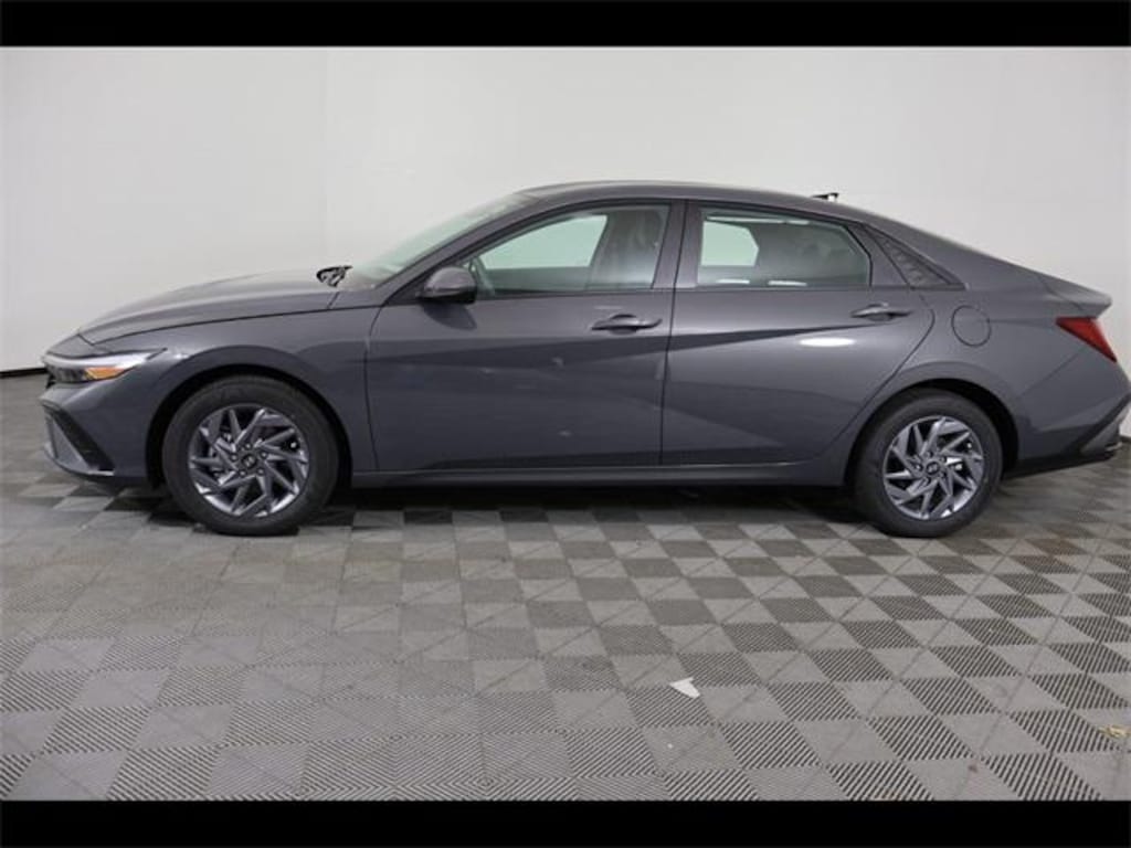 New 2026 Hyundai Elantra Hybrid Blue Sedan