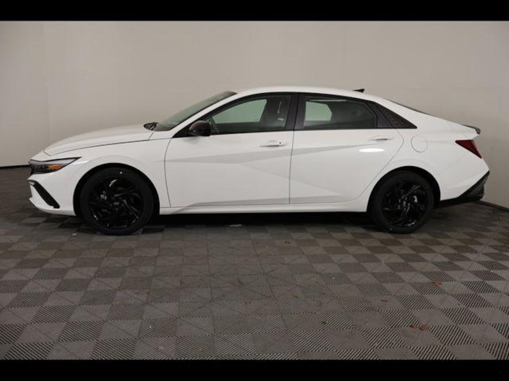 New 2026 Hyundai Elantra SEL Sport Sedan