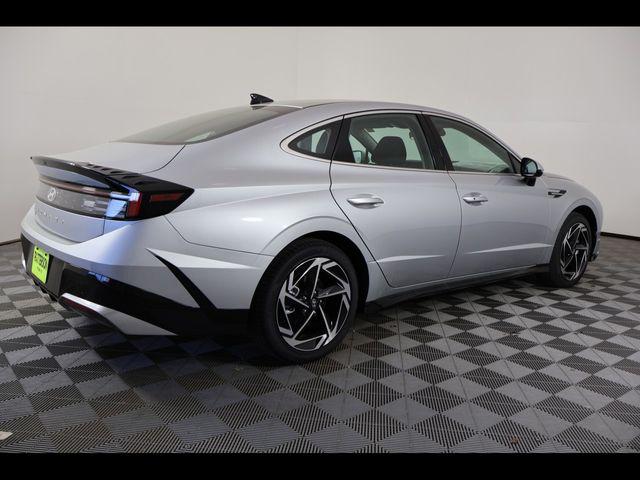 2026 Hyundai Sonata SEL - Photo 6