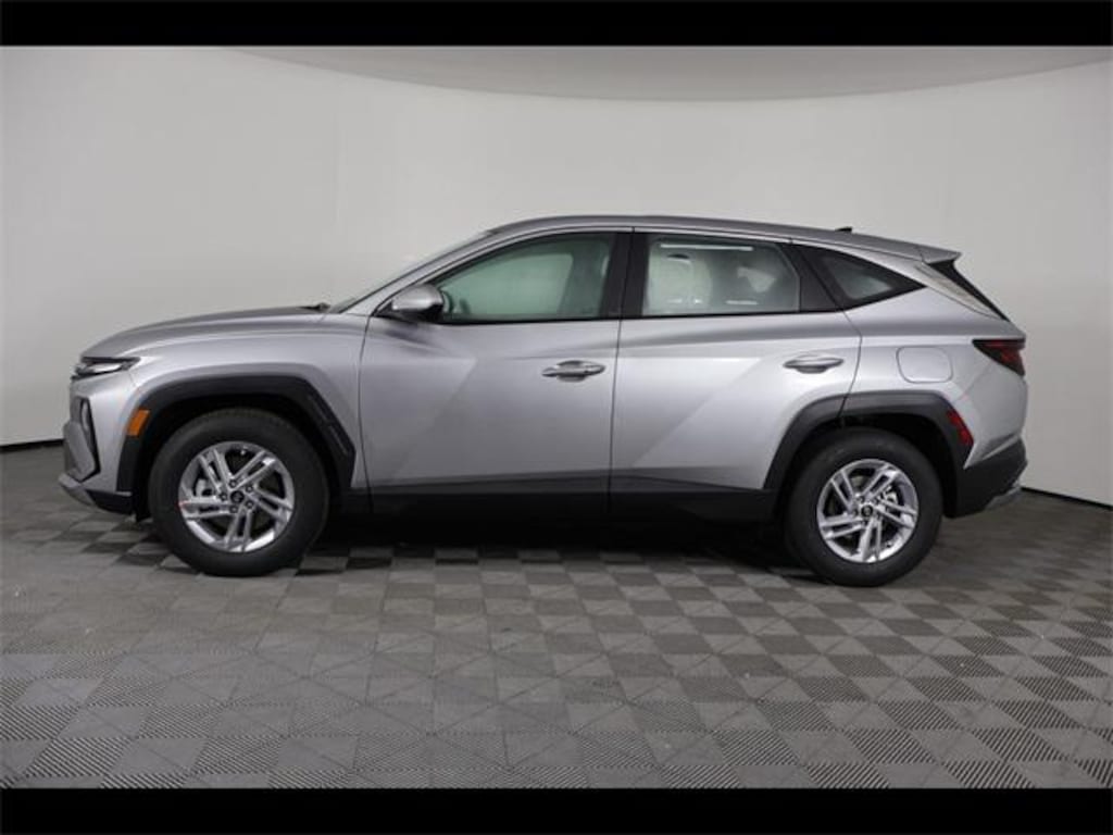 New 2026 Hyundai Tucson SE FWD SUV