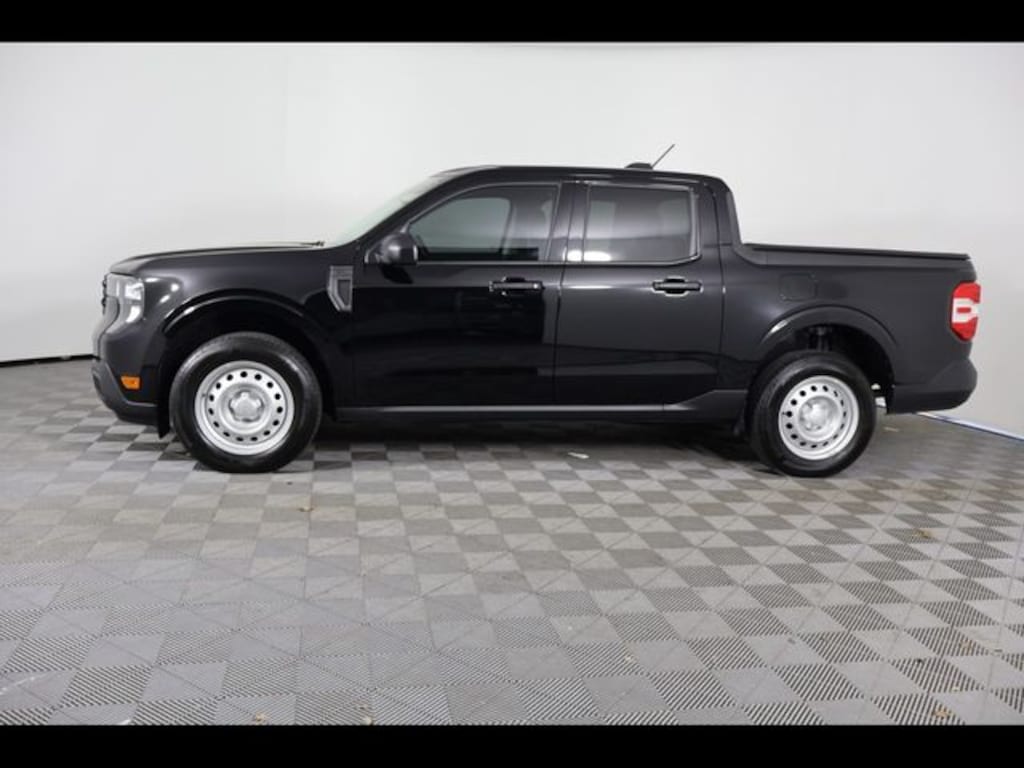 Used 2025 Ford Maverick XL Truck