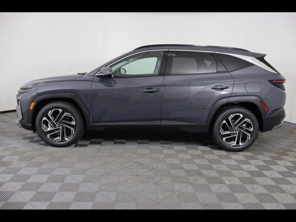 New 2026 Hyundai Tucson Limited FWD SUV