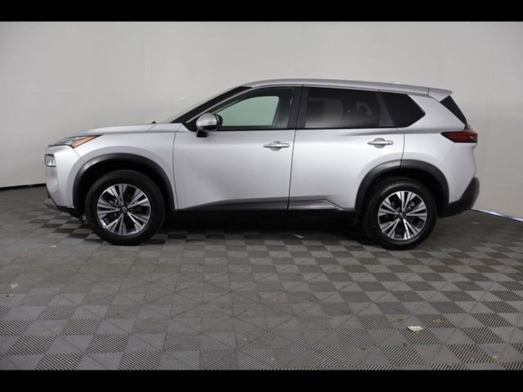 Used 2023 Nissan Rogue SV SUV