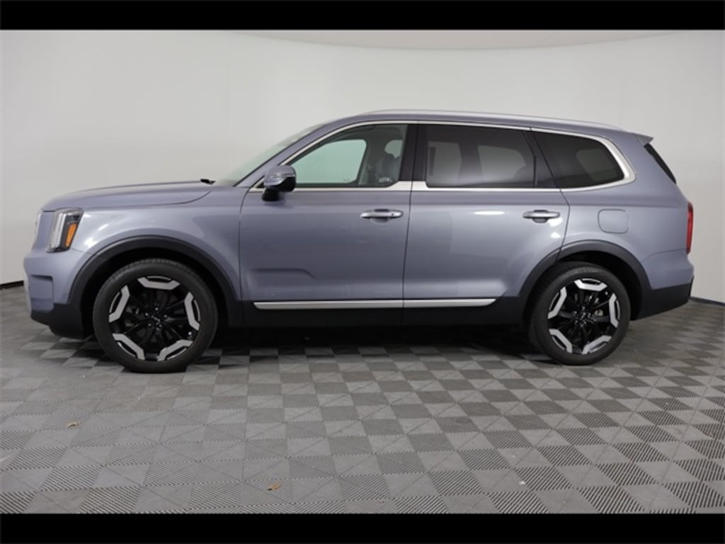 Used 2023 Kia Telluride S SUV