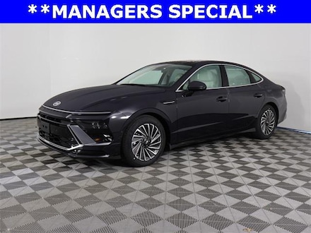 2025 Hyundai Sonata Hybrid Limited Sedan