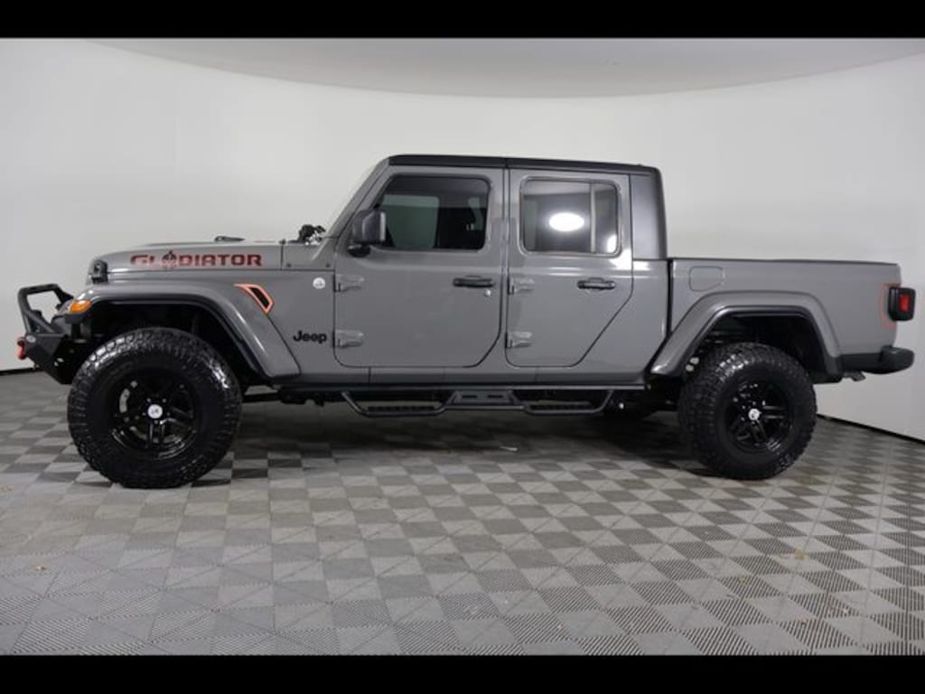 Used 2021 Jeep Gladiator Sport Truck