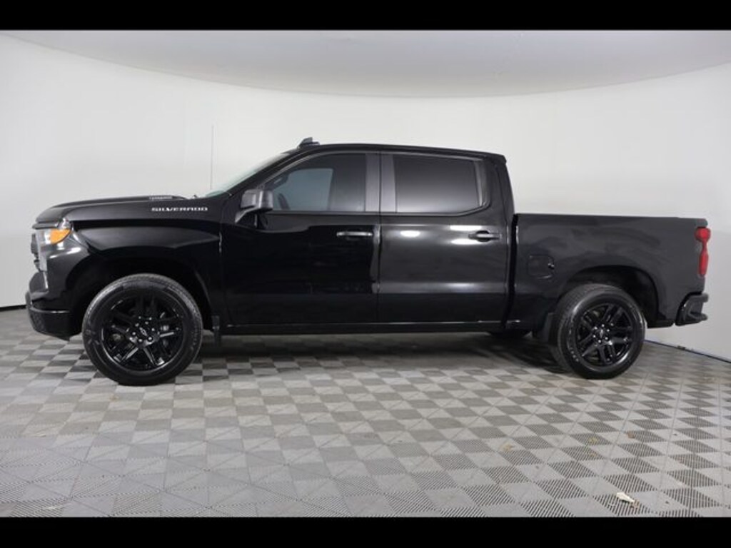 Used 2024 Chevrolet Silverado 1500 Custom Truck