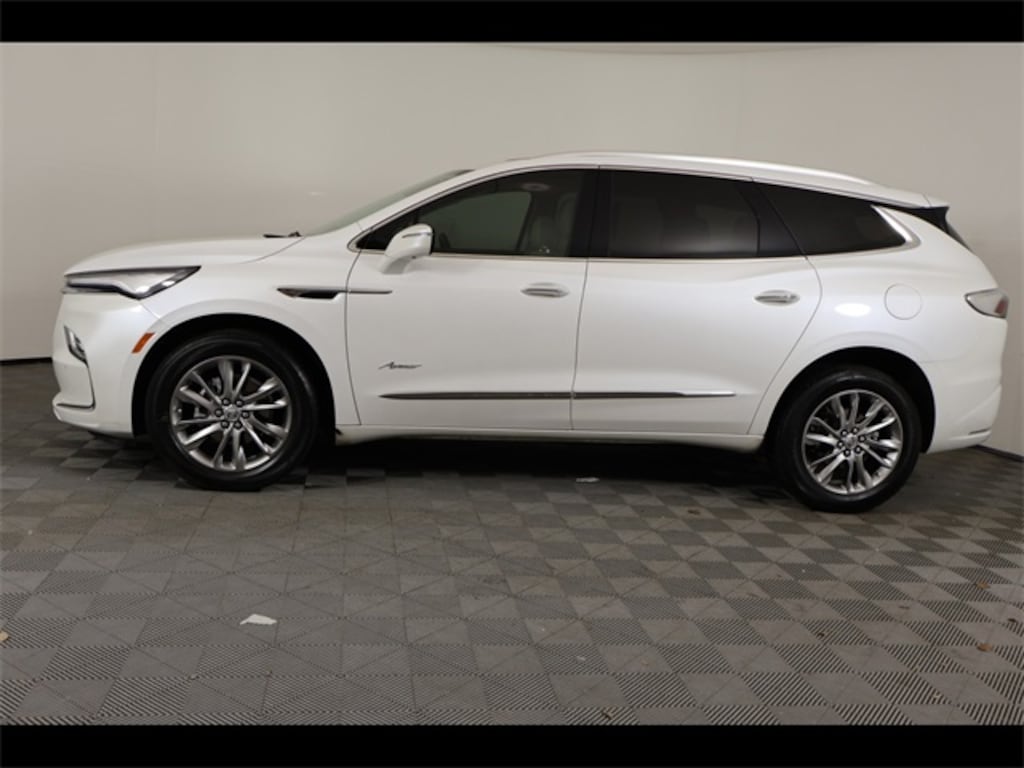 Used 2023 Buick Enclave Avenir SUV