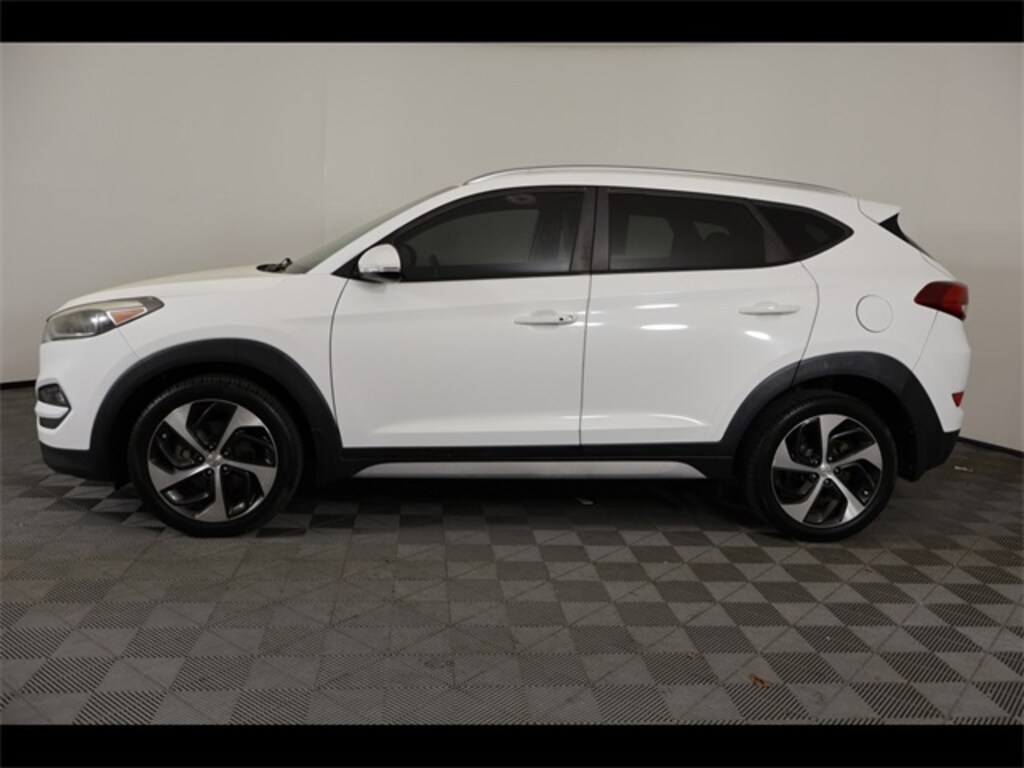 Used 2017 Hyundai Tucson Sport SUV