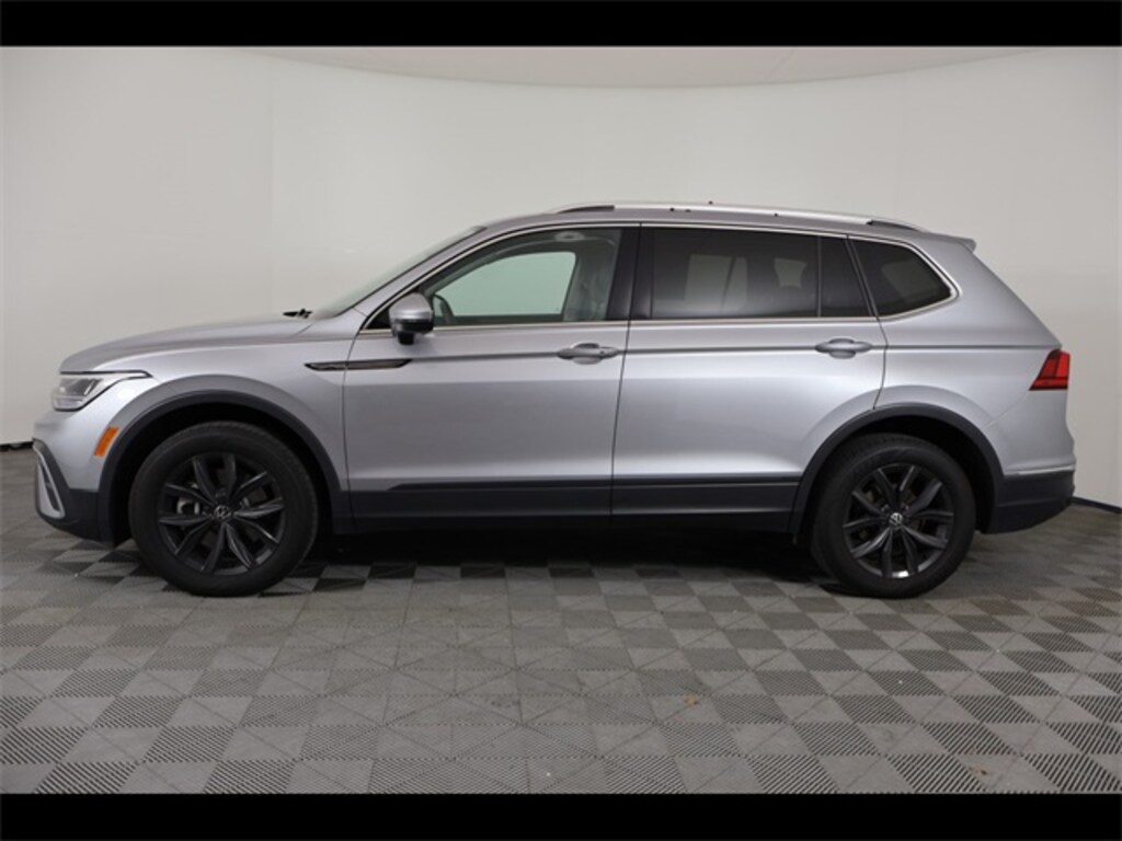 Used 2024 Volkswagen Tiguan 2.0T SE SUV
