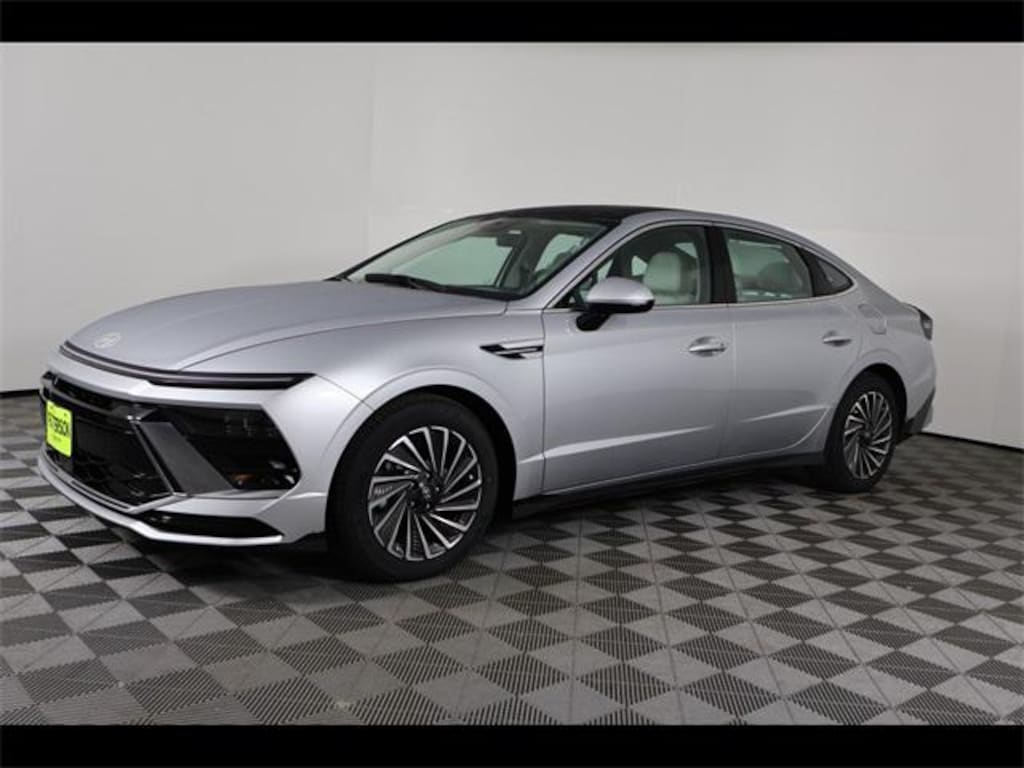 New 2026 Hyundai Sonata Hybrid SEL Sedan