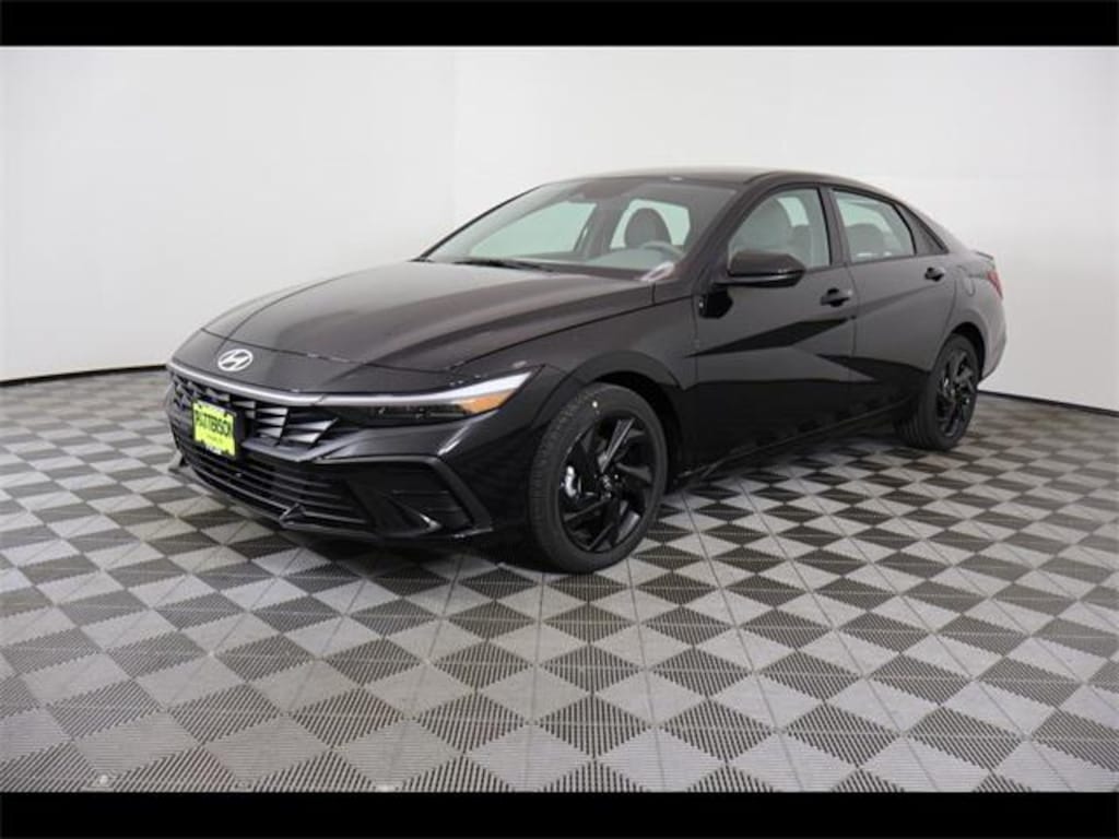 New 2026 Hyundai Elantra SEL Sport Sedan