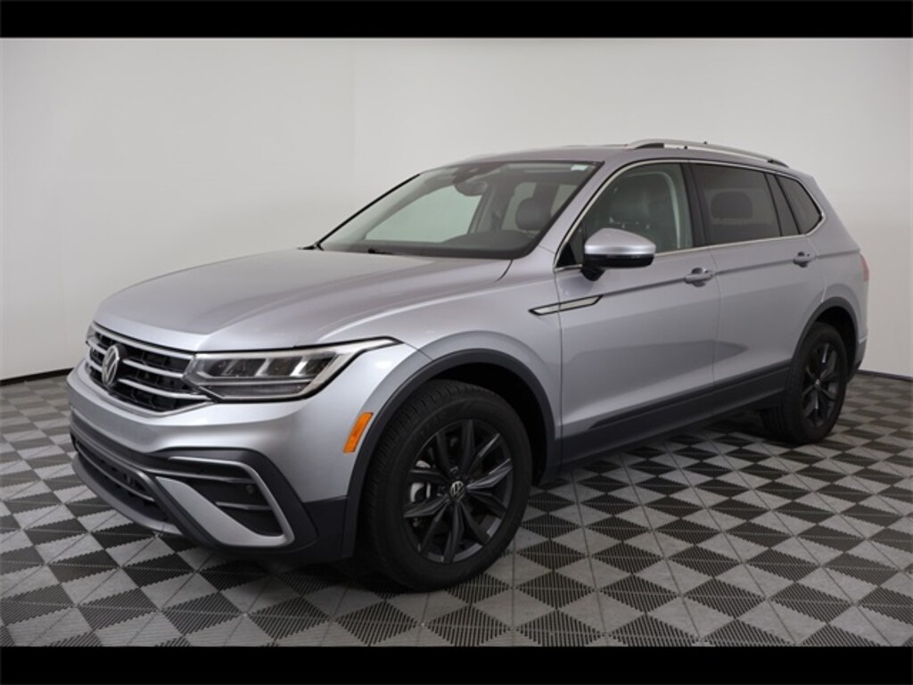 Used 2024 Volkswagen Tiguan 2.0T SE SUV