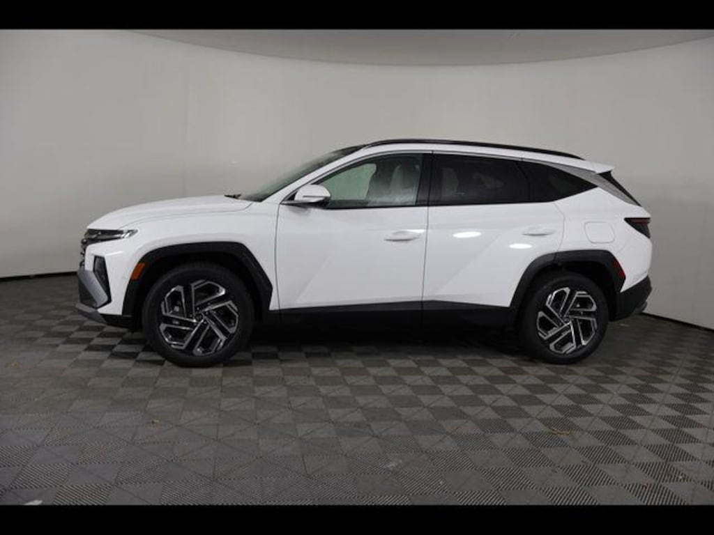 New 2026 Hyundai Tucson Limited AWD SUV