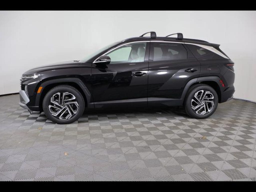 New 2026 Hyundai Tucson Limited FWD SUV