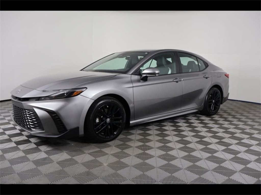 Used 2025 Toyota Camry SE Sedan