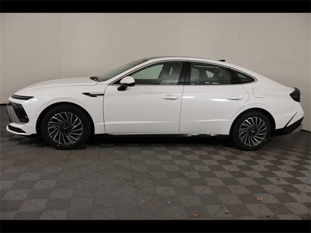 New 2026 Hyundai Sonata Hybrid Limited Sedan