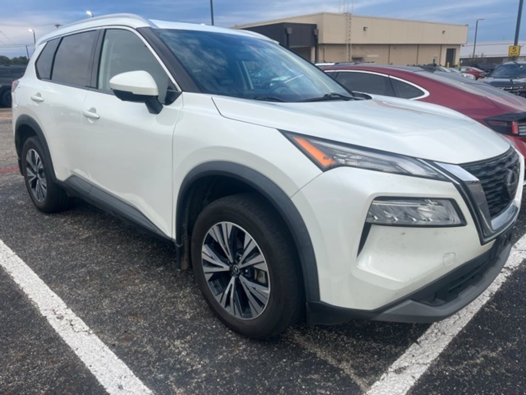 Used 2021 Nissan Rogue SV SUV