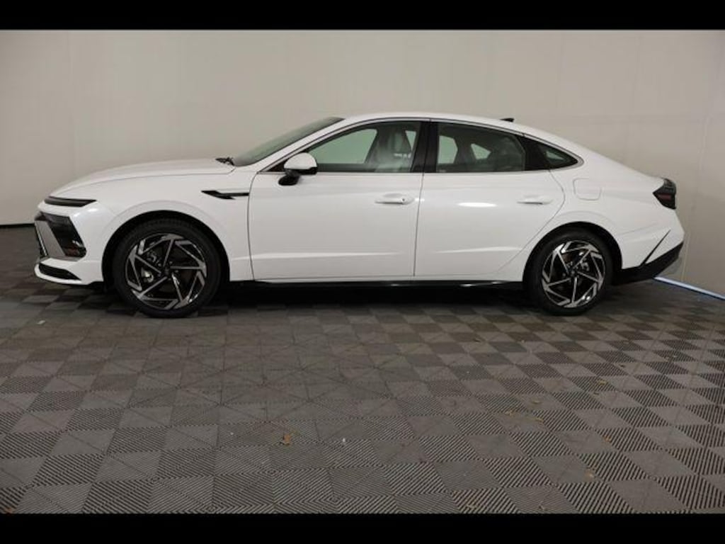 New 2026 Hyundai Sonata SEL Sport Sedan