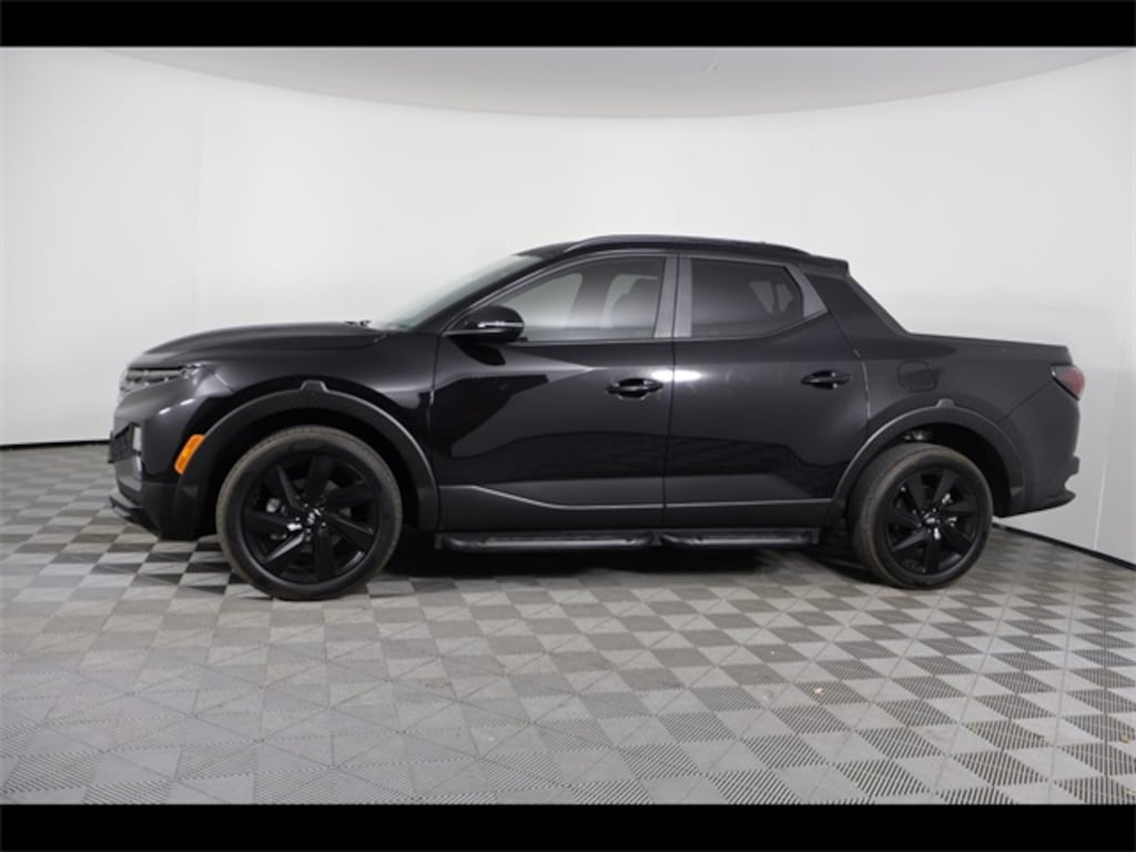 Used 2024 Hyundai Santa Cruz Night Truck