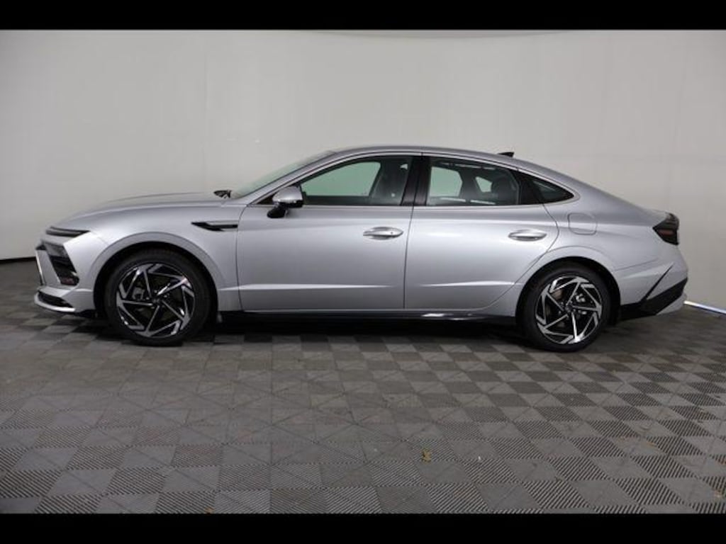 New 2026 Hyundai Sonata SEL Sport Sedan