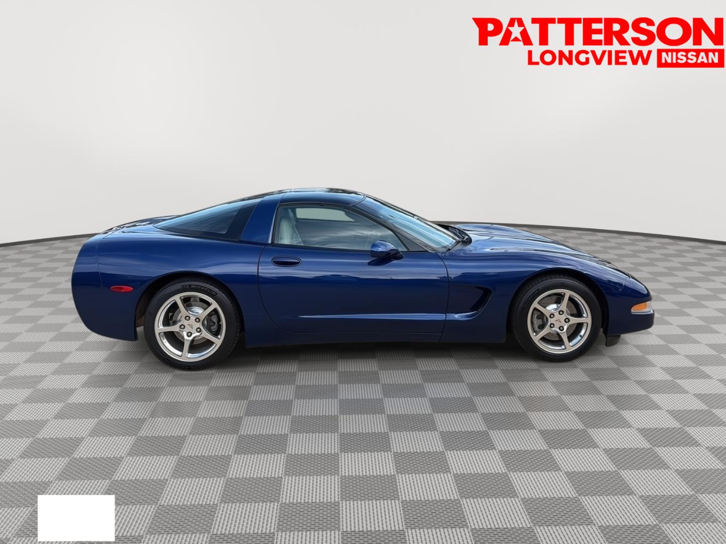 2004 Chevrolet Corvette Base