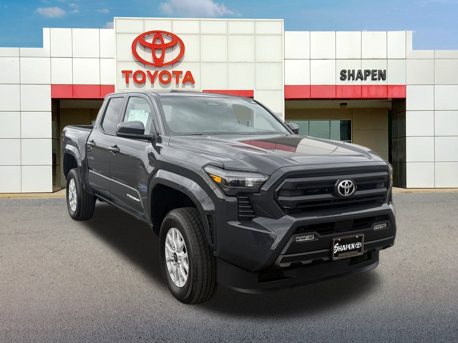 2025 Toyota Tacoma SR5's photo